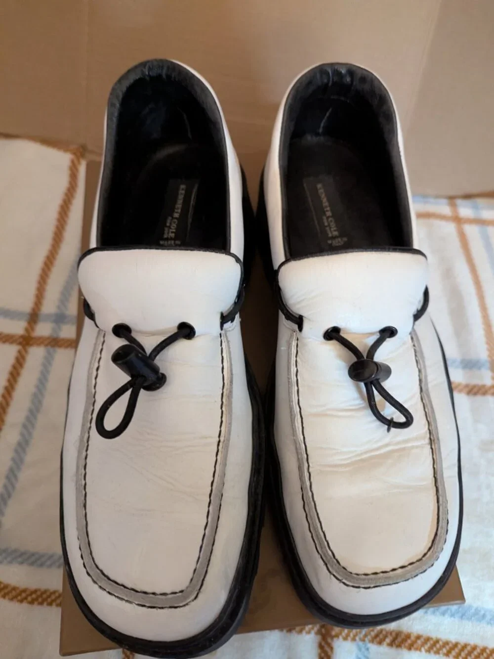 Kenneth Cole Mens shoes Chunky lug White / Moc-toe stitching Size 10.5